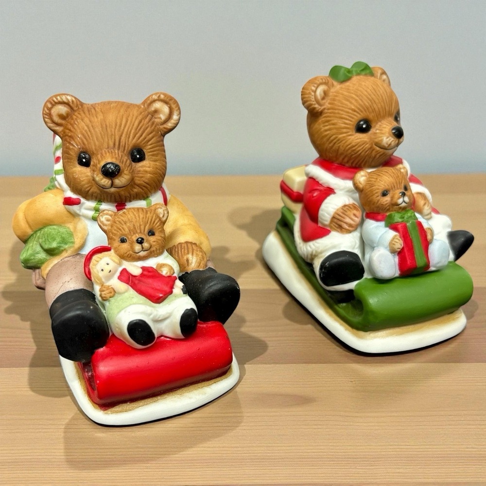 Vintage Homco Set Of 2 Holiday Christmas‎ Bears Sledding Figurines